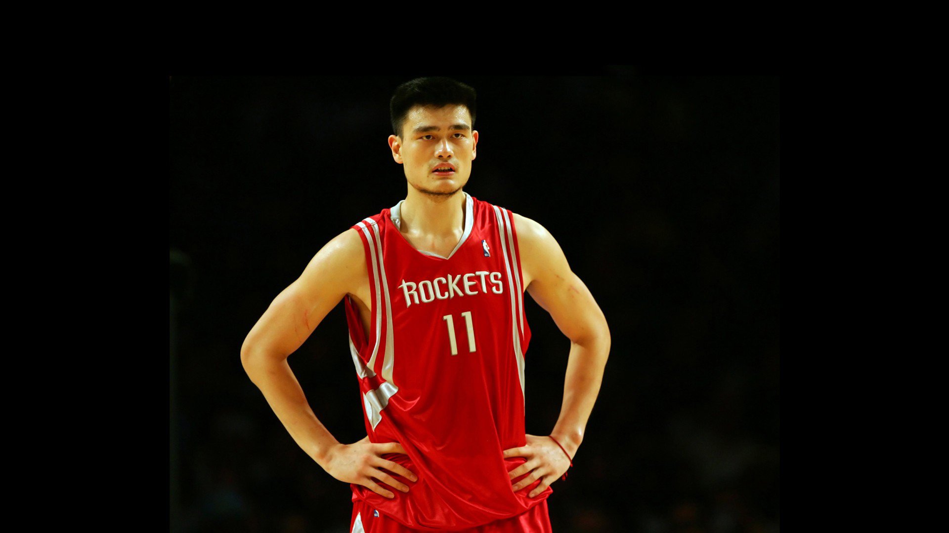石油人篮板优势明显，石油人石油魂